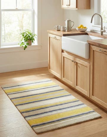 2' 9 x 5' Luna Wool Rug