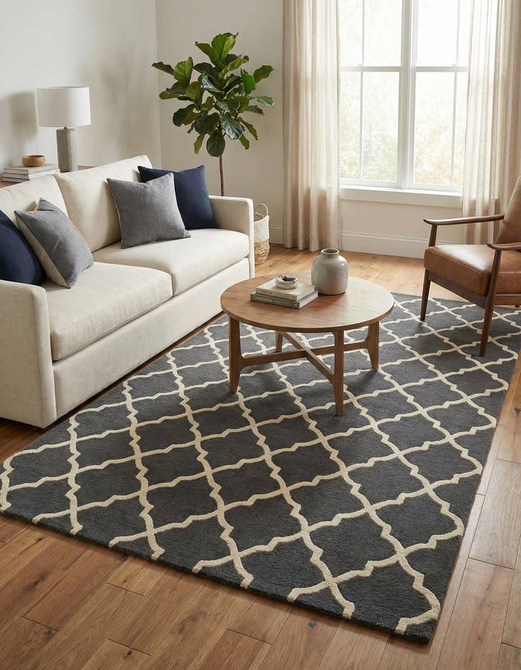 Detail image of 5' x 8' Luna Wool Rug