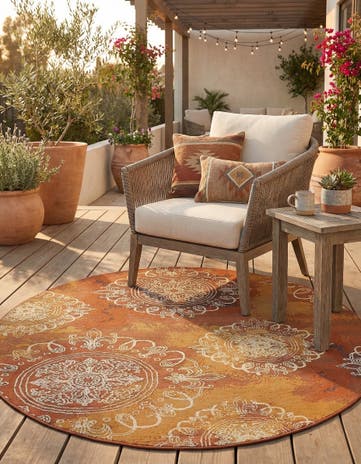Rust Red Easy-Clean Modern Indoor / Outdoor Round Rug
