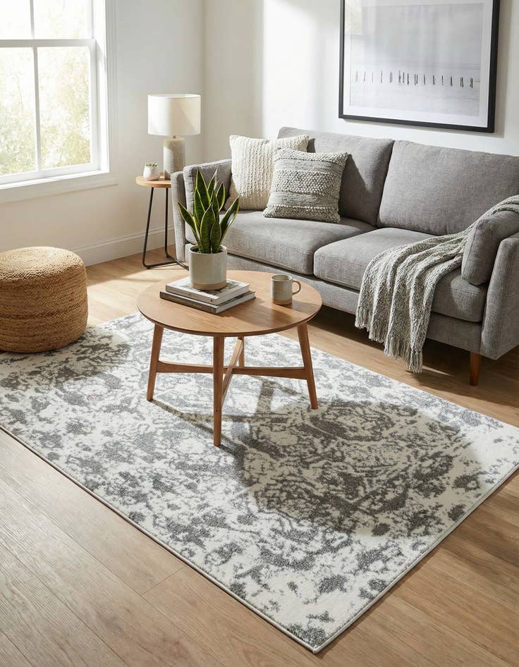 Detail image of 4' x 6' Venice Rug