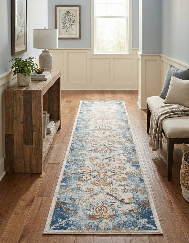 Detail image of 2' x 9' 10 Highbury Runner Rug