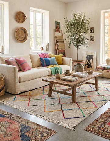 5' x 8' Hand Knotted Moroccan Wool Rug