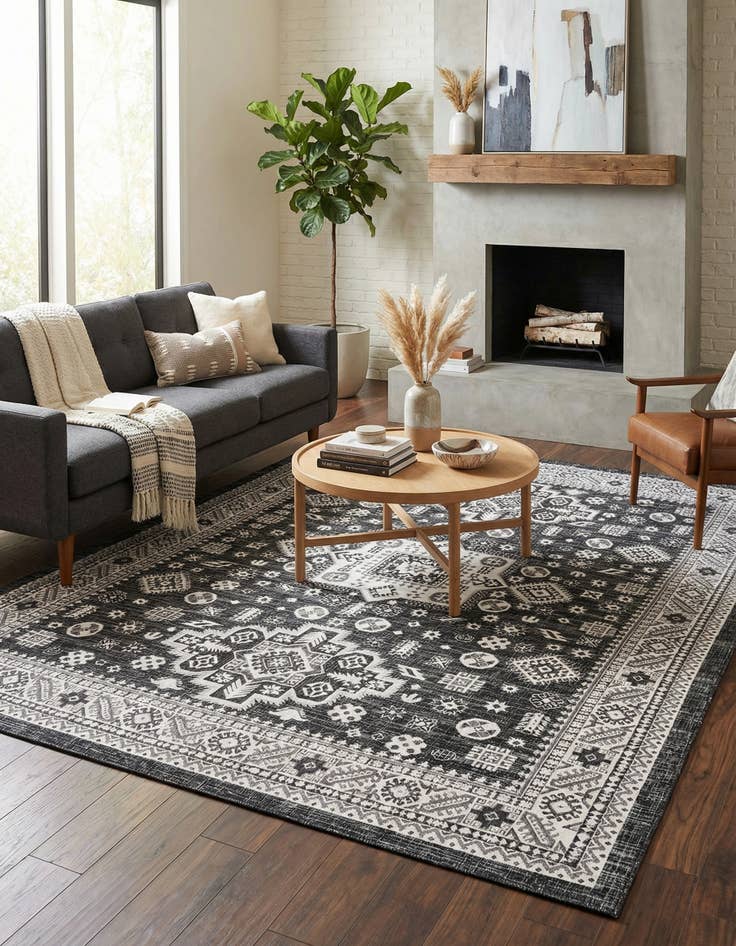 Detail image of 9' x 12'  Washable Aztec Indoor / Outdoor Rug