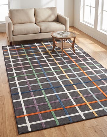 160cm x 245cm Easy-Clean Checkered Indoor / Outdoor Rug
