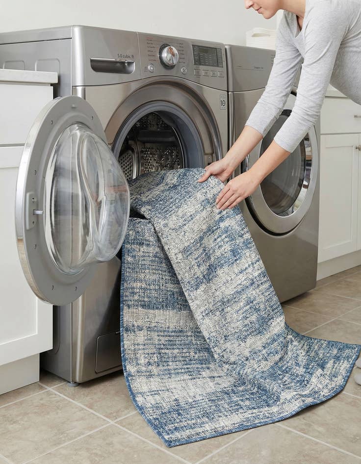 Detail image of 3' x 5' 3  Washable Modern Indoor / Outdoor Rug