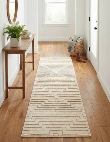 2' x 6' Vogue Geo Runner Rug