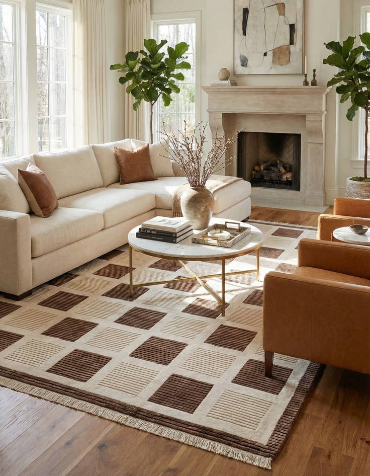 Detail image of 6' 7 x 10'  Hand Knotted Darya Wool Rug