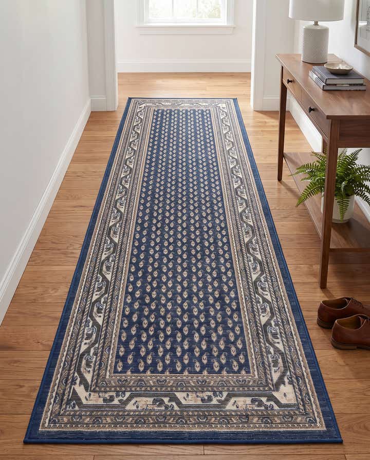 2' 9 x 9' 10 SoHo Runner Rug