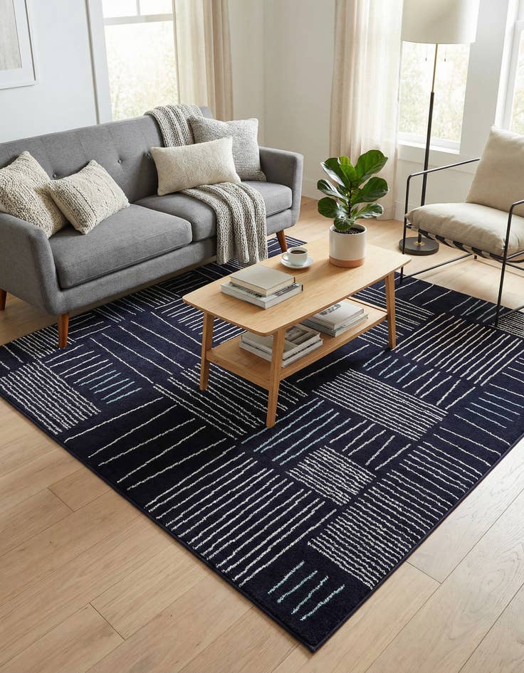 Detail image of 7' 10 x 7' 10 Hanahan Square Rug