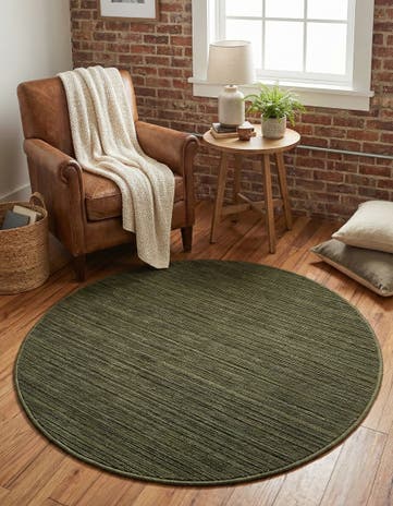 Green Finsbury Round Rug
