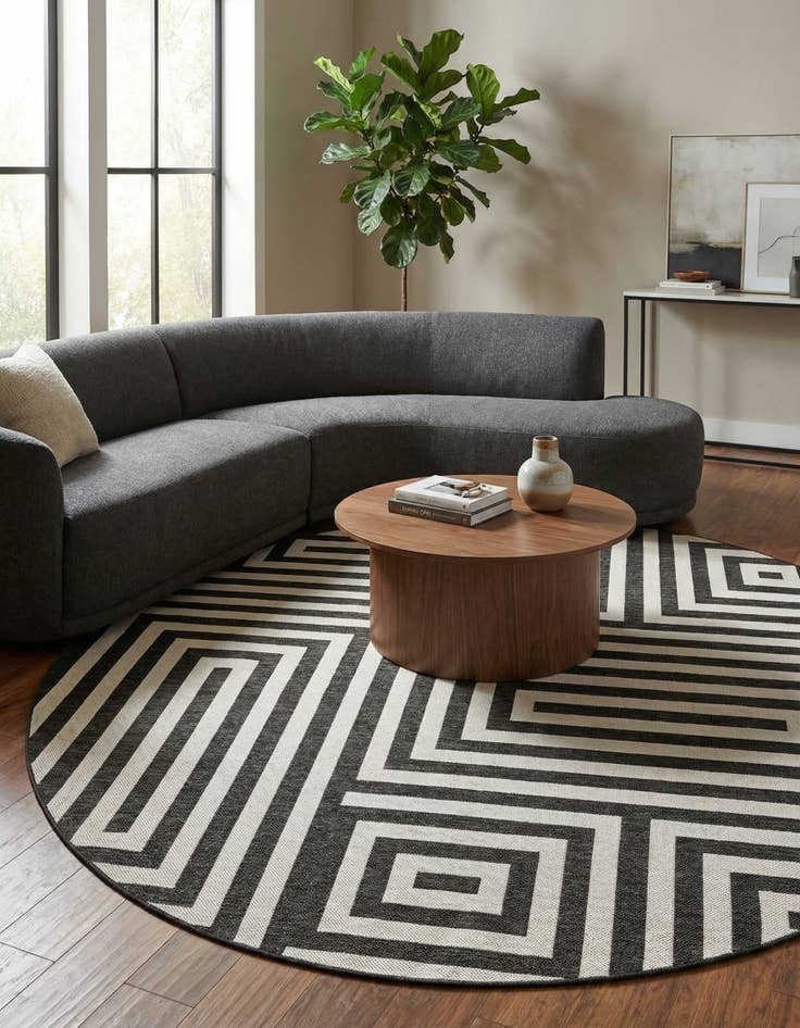 Detail image of 12' x 12'  Washable Modern Indoor / Outdoor Round Rug