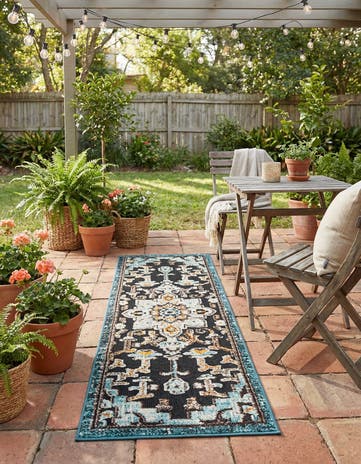 2' x 6' Easy-Clean Casablanca Indoor / Outdoor Runner Rug