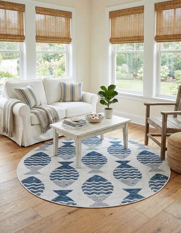 5' 3 x 5' 3 Easy-Clean Coastal Indoor / Outdoor Round Rug
