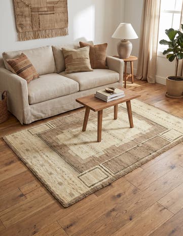 3' 10 x 5' 8 Hand Knotted Kashkuli Gabbeh Wool Rug
