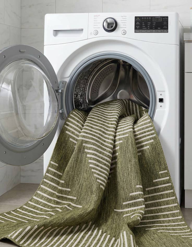 Detail image of 7' x 10'  Washable Modern Indoor / Outdoor Rug