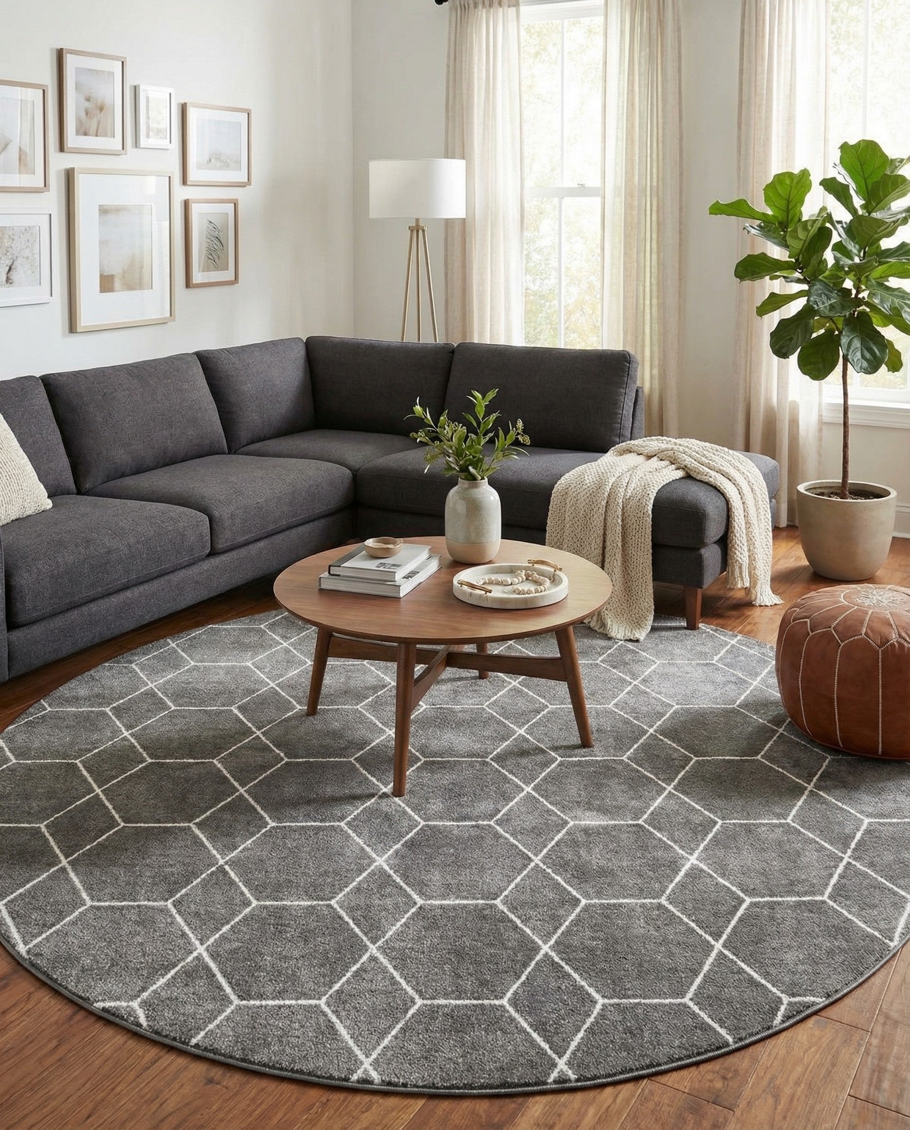  12' x 12' Lattice Frieze Round Rug