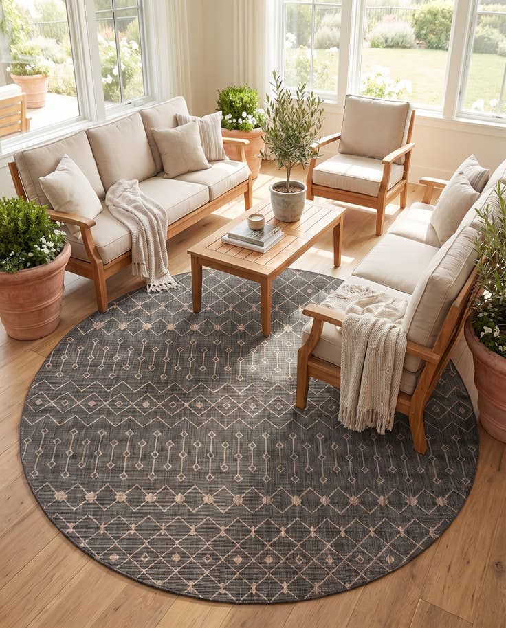 Detail image of 10' 8 x 10' 8 Easy-Clean Trellis Indoor / Outdoor Round Rug