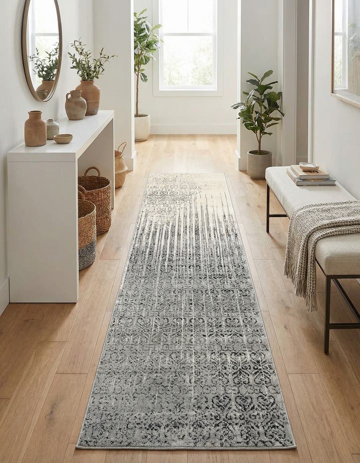 2' 7 x 10' Angelica Runner Rug