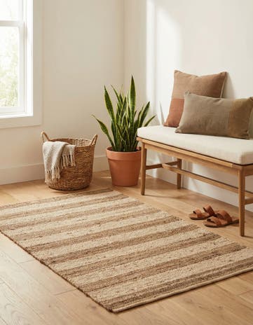 4' 1 x 6' 1 Handmade Braided Jute Rug