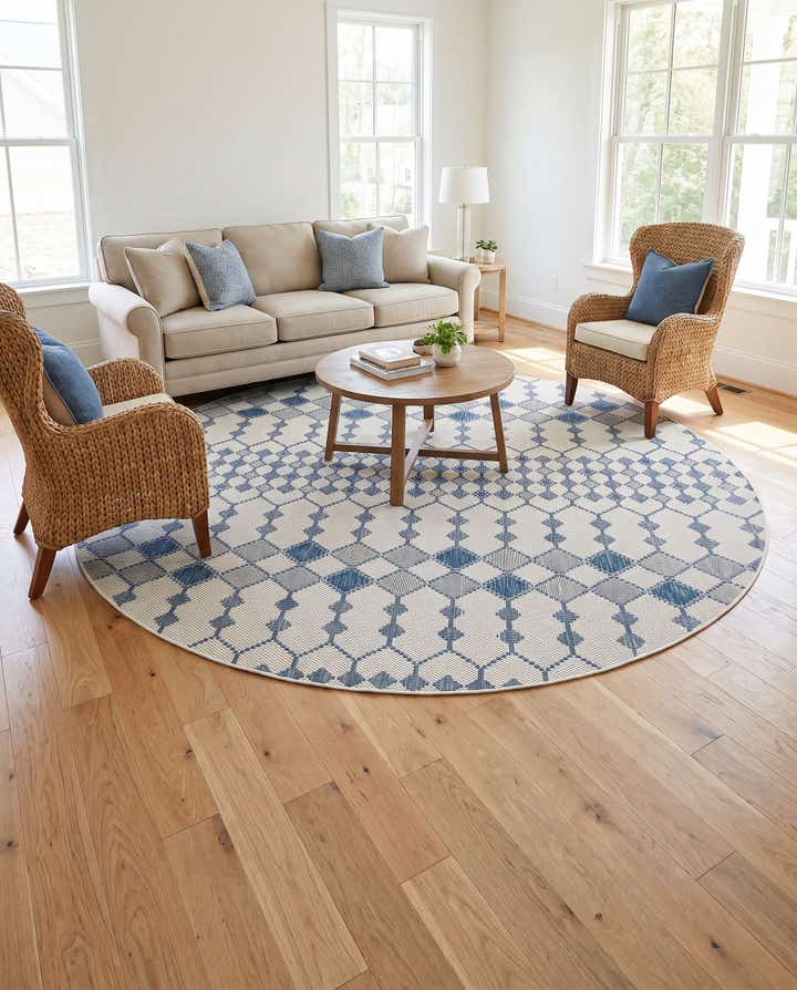 10' x 10' Easy-Clean Trellis Indoor / Outdoor Round Rug