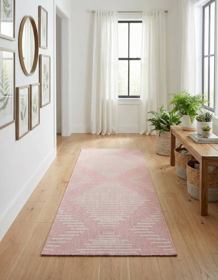 Detail image of  2' x 4'  Washable Modern Indoor / Outdoor Runner Rug