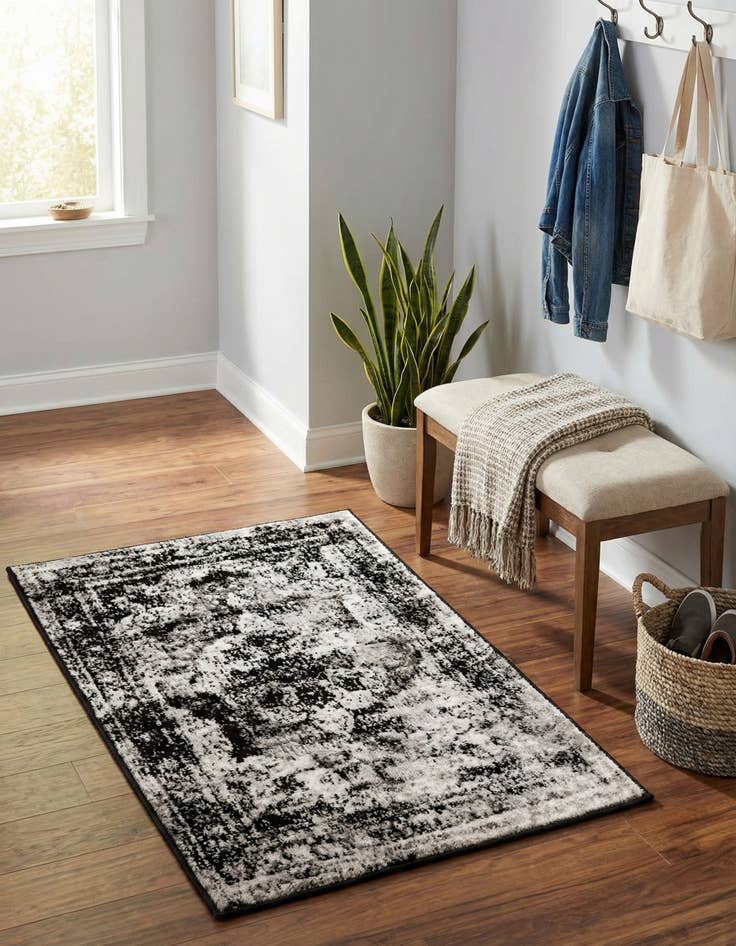 Detail image of 2' x 3' Monte Carlo Rug