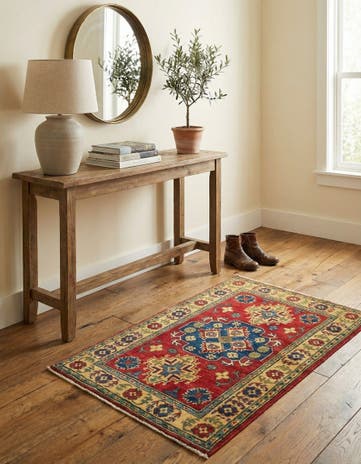 2' 8 x 4' Hand Knotted Kazak Rug