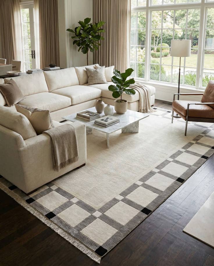 Detail image of 6' 11 x 9' 9 Hand Knotted Darya Wool Rug