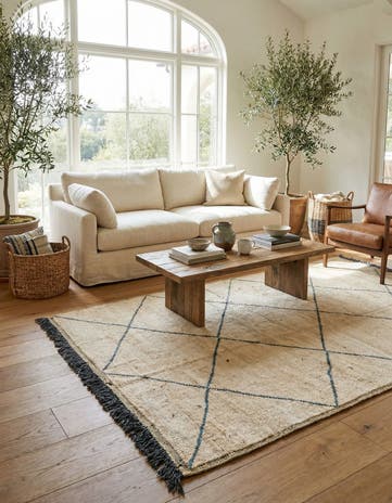 6' 3 x 9' 3 Hand Knotted Moroccan Wool Rug