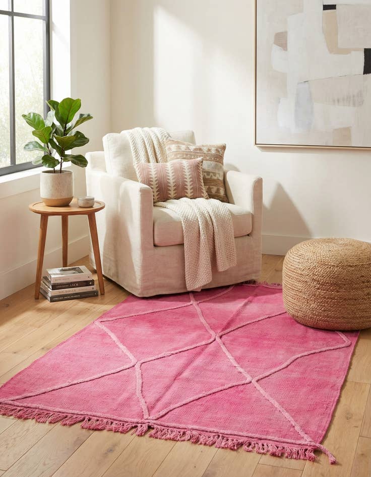 Detail image of 3' 6 x 5'  Hand Woven Kilim Modern Wool Rug