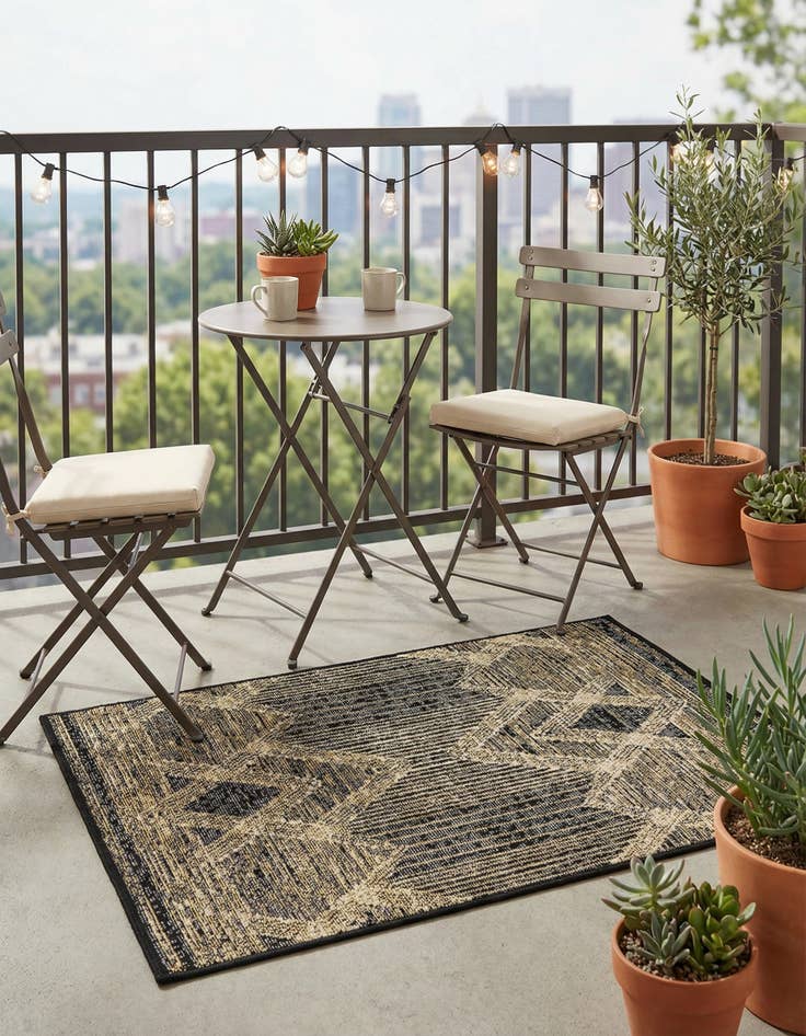 Detail image of 2' x 3' Easy-Clean Modern Indoor / Outdoor Rug