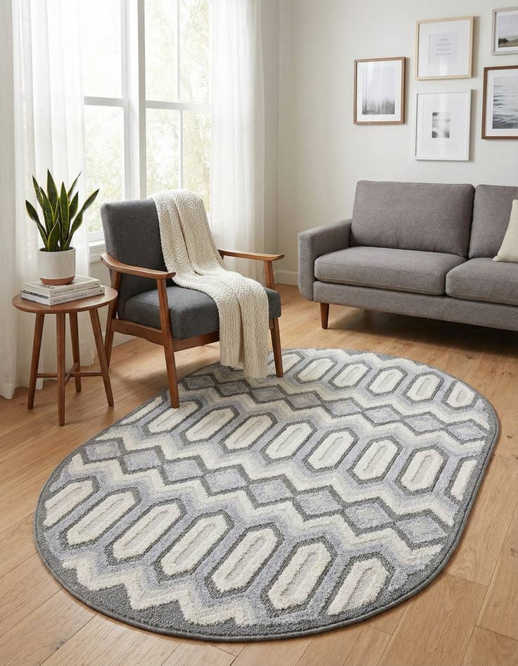 Detail image of 4' x 6' Arlo Oval Rug