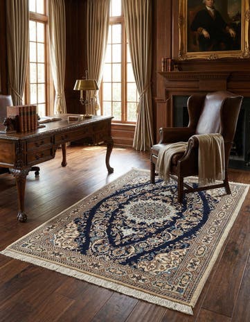 2' 7 x 4' 2 Hand Knotted Nain Rug