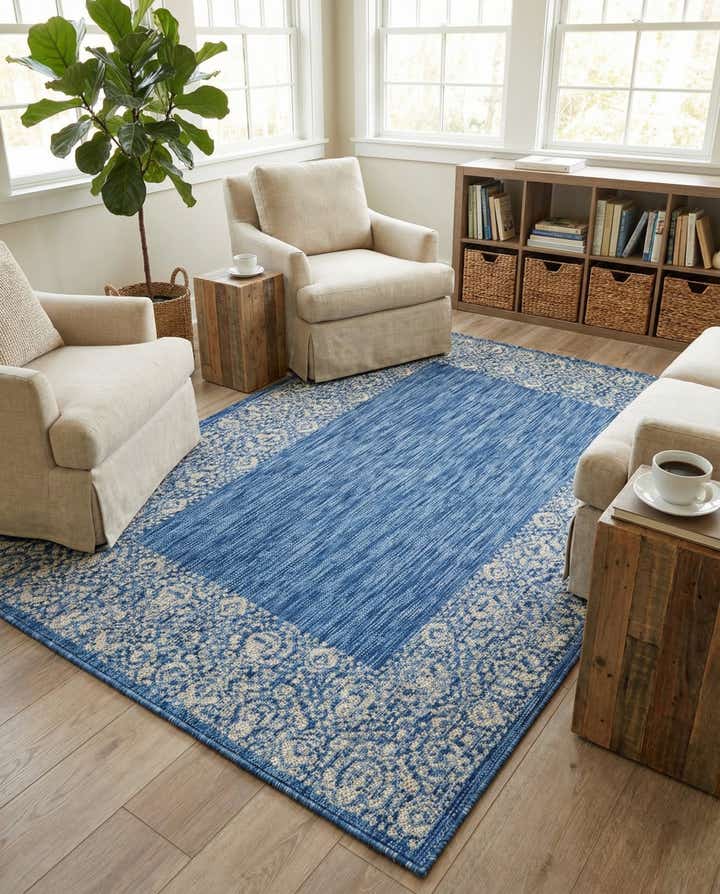 4' x 6' Easy-Clean Border Indoor / Outdoor Rug