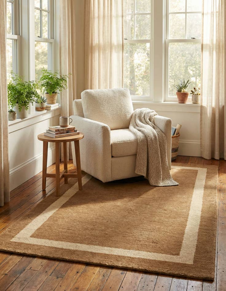 Detail image of  2' 2 x 3' 1 Jill Zarin Border Wool Rug