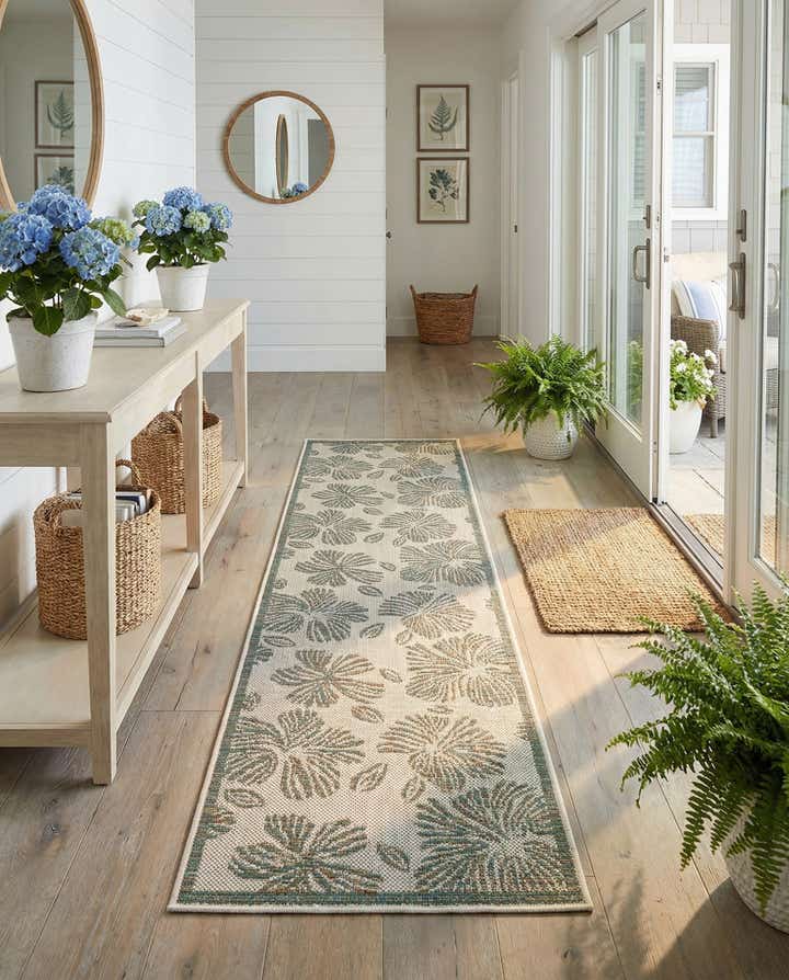 2' x 8' Easy-Clean Baja Indoor / Outdoor Runner Rug