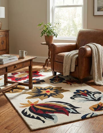 5' 1 x 8' Agra Wool Rug