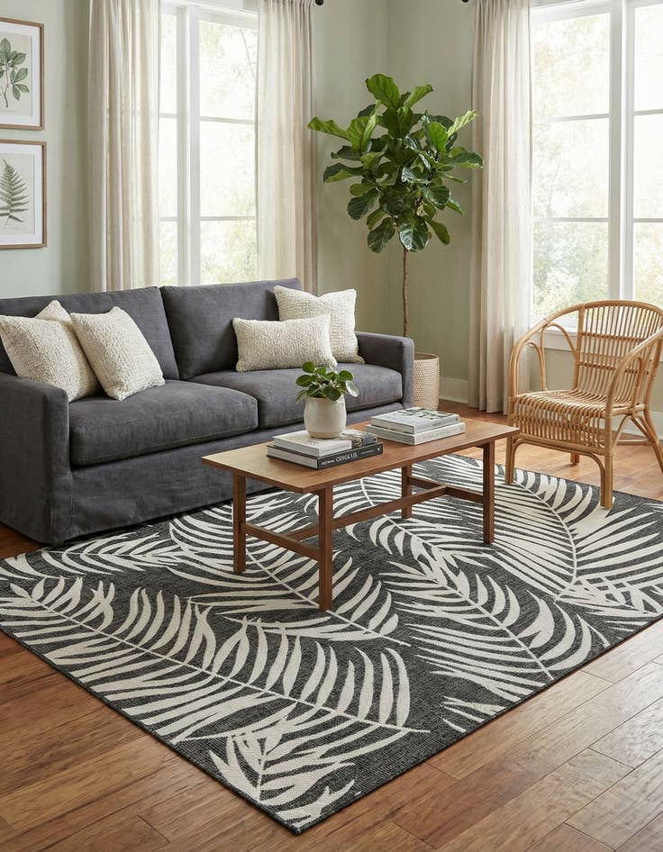 Detail image of 7' x 10'  Washable Botanical Indoor / Outdoor Rug