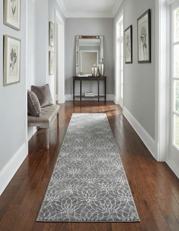 Gray Silver Marilyn Monroe™ Glam Dahlia Runner Rug
