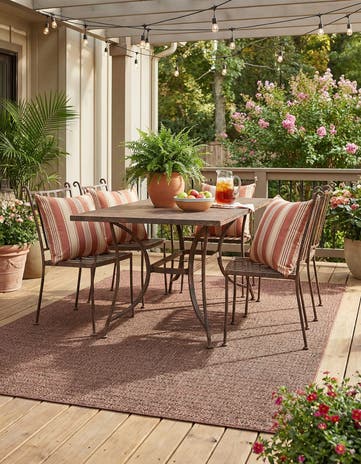 6' x 9' Easy-Clean Modern Indoor / Outdoor Rug