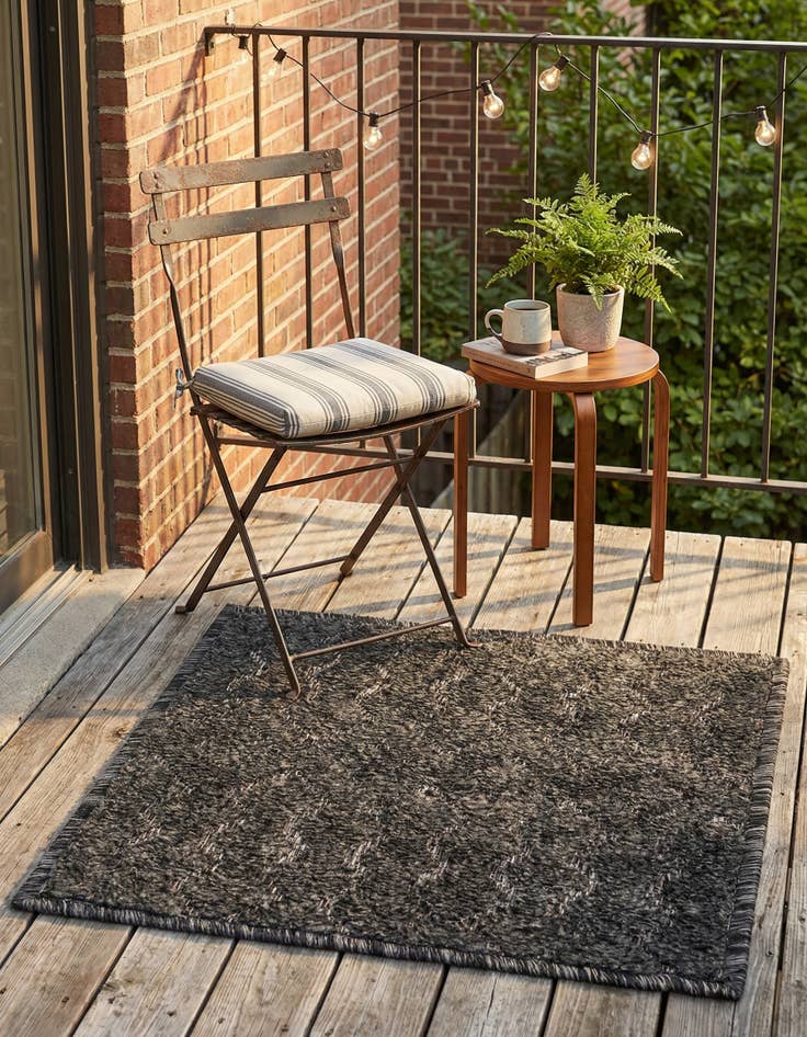 Detail image of 1' 4 x 1' 4  Washable Trellis Textured Indoor / Outdoor Sample Rug