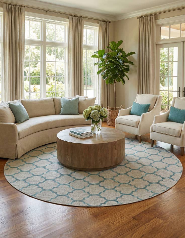 Detail image of 13' x 13'  Washable Trellis Indoor / Outdoor Round Rug