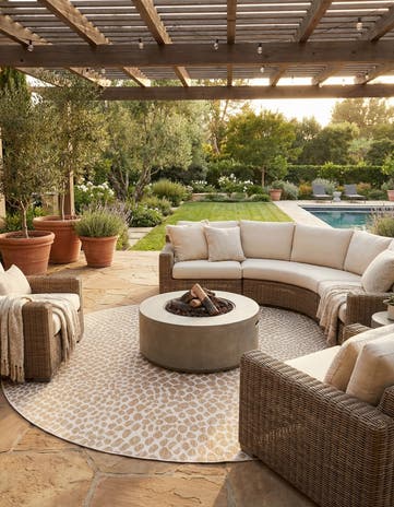 Dark Beige Easy-Clean Jill Zarin Cape Town Indoor / Outdoor Round Rug