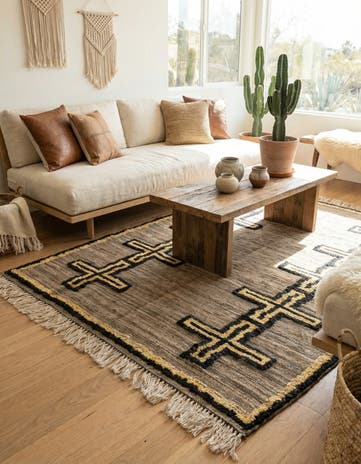 5' 1 x 6' 10 Hand Knotted Moroccan Wool Rug