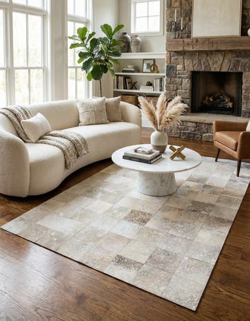 5' 1 x 8' Cowhide Rug