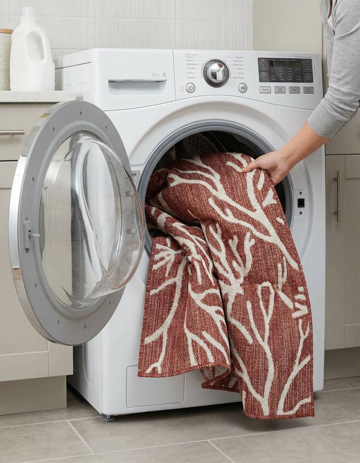 Detail image of 4' x 6'  Washable Coastal Indoor / Outdoor Rug