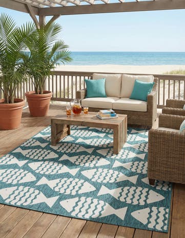 7' 10 x 10' Easy-Clean Coastal Indoor / Outdoor Rug