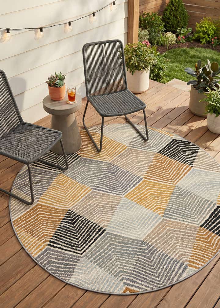 5' x 5' Easy-Clean Modern Indoor / Outdoor Round Rug