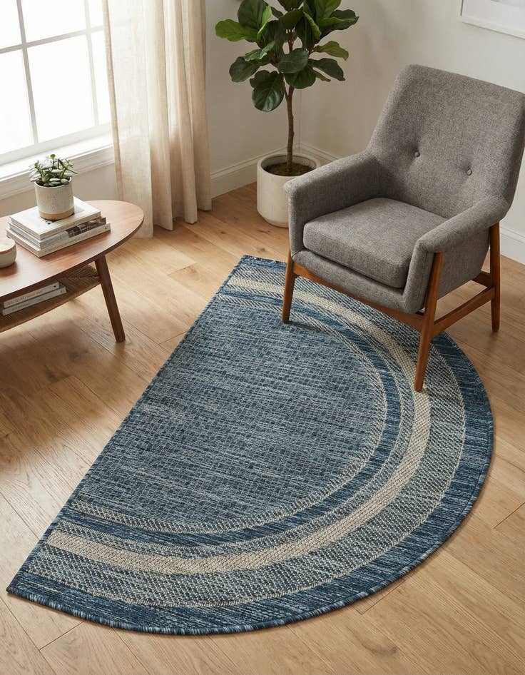 Detail image of 2' 2 x 3' 7  Washable Border Indoor / Outdoor Hearth Rug