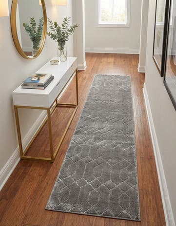 2' x 10' Marilyn Monroe™ Glam Trellis Runner Rug